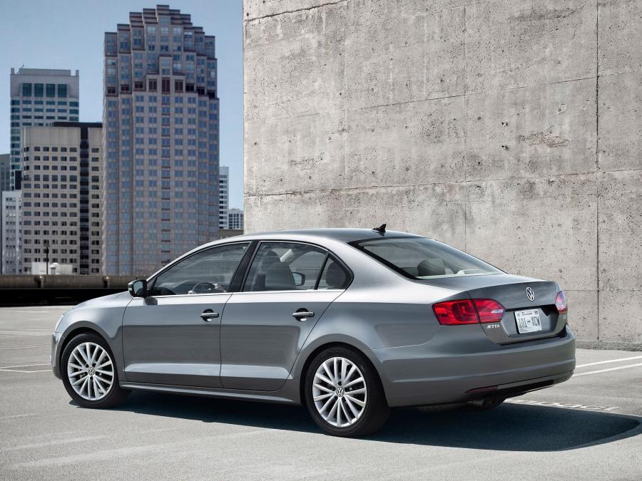  Volkswagen Jetta 2010 года  (US) (фото 22 из 52)